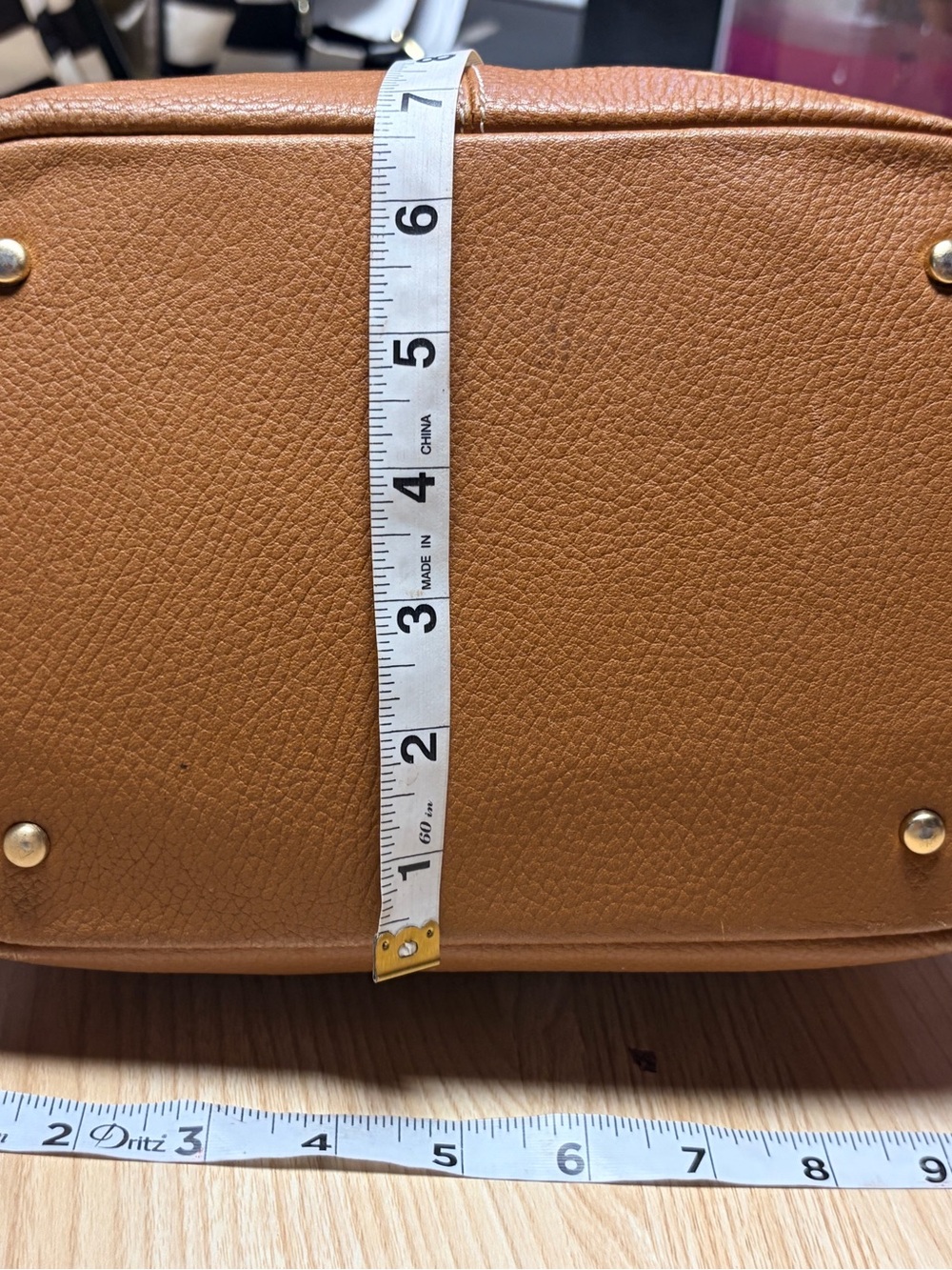 PuntoTres Cognac Genuine Leather Bucket Shoulder Bag Made in Spain - Picture 6 of 9